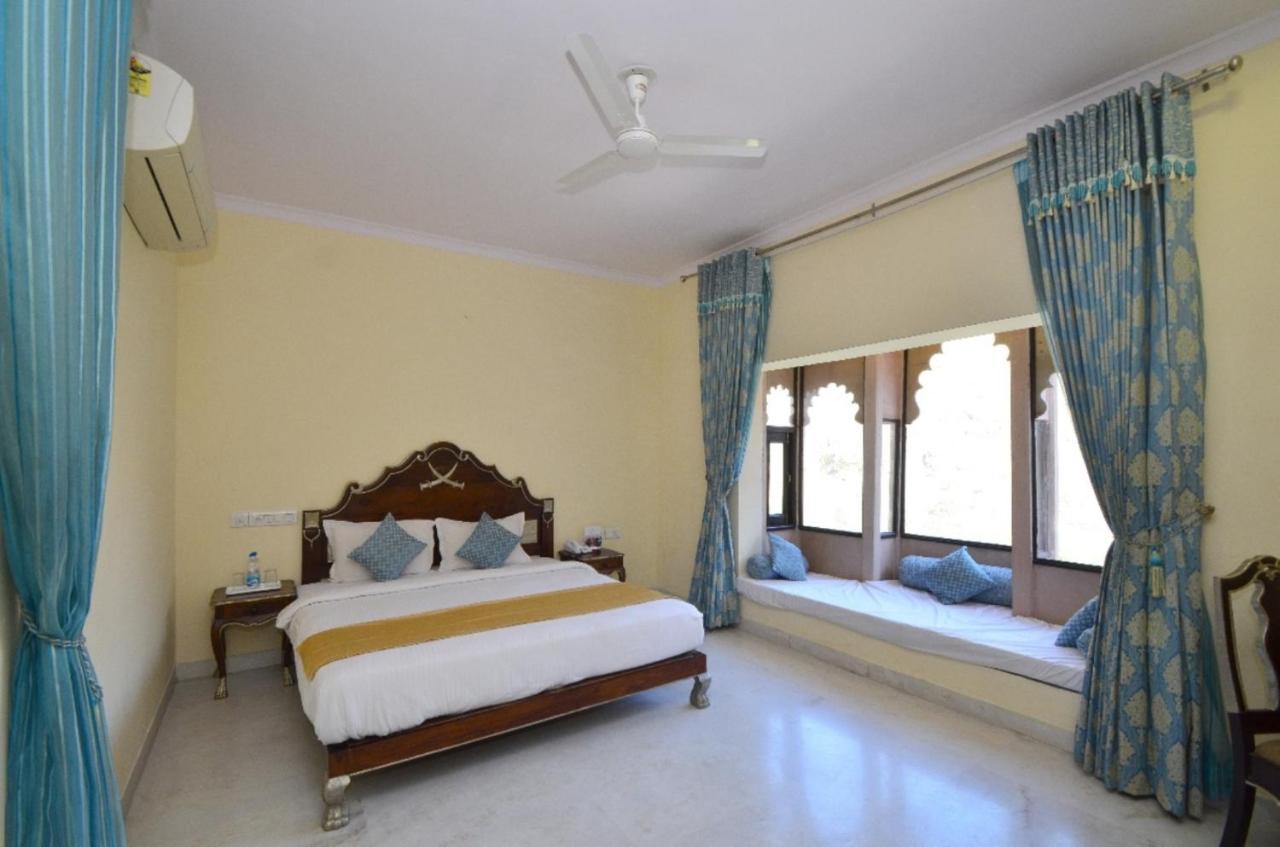 Aaram Baagh By Pachar Group Hotel Udaipur Bagian luar foto